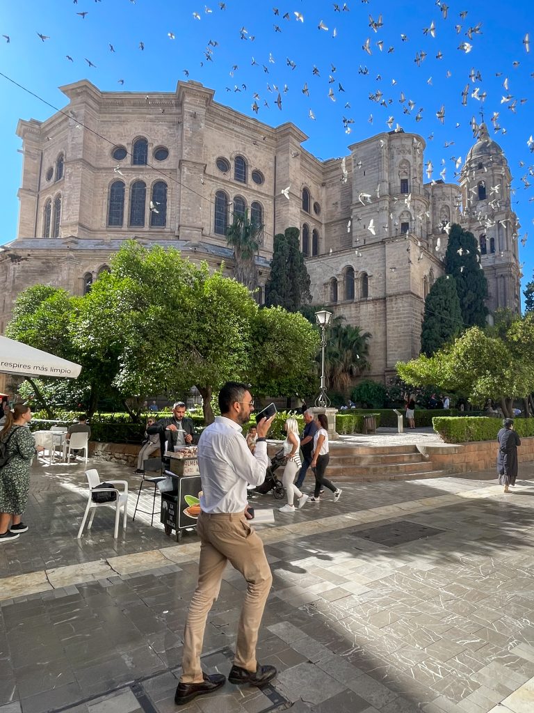 Malaga - Katedra - widok z zewnątrz